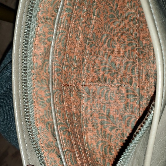 HOBO Clutch - Picture 6 of 8